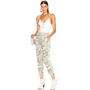 MOTHER Camo Linen Blend Hi Rise Shaker Chop Crop Fray in Desert Print